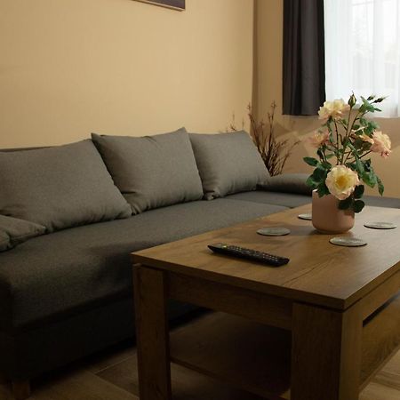 Apartmany Pilot Velka Hledsebe Екстер'єр фото