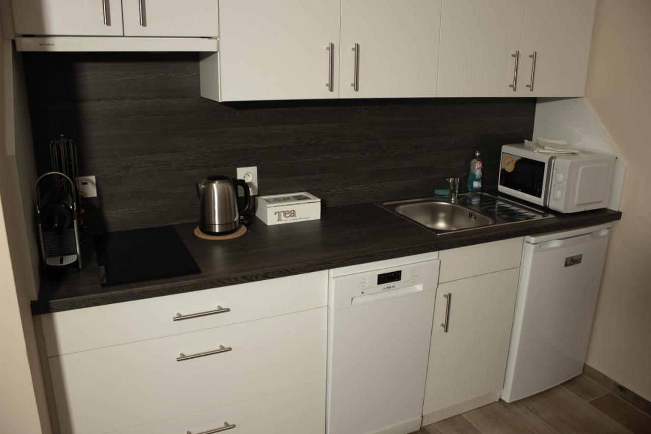 Apartmany Pilot Velka Hledsebe Екстер'єр фото